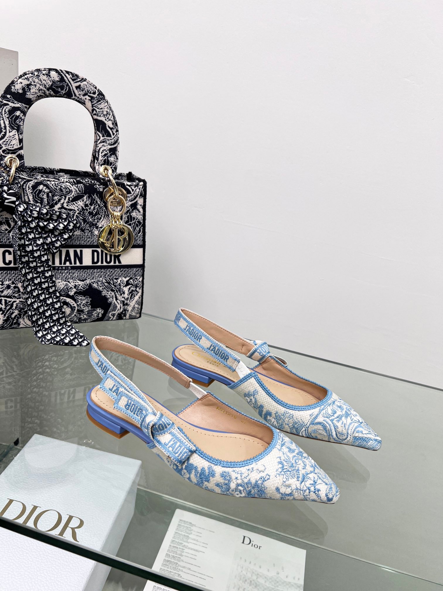 013c6225.jpg 013c6225