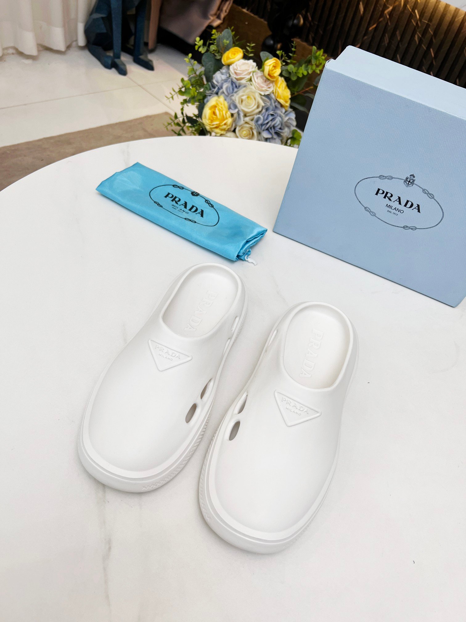 01ea27f1.jpg 01ea27f1