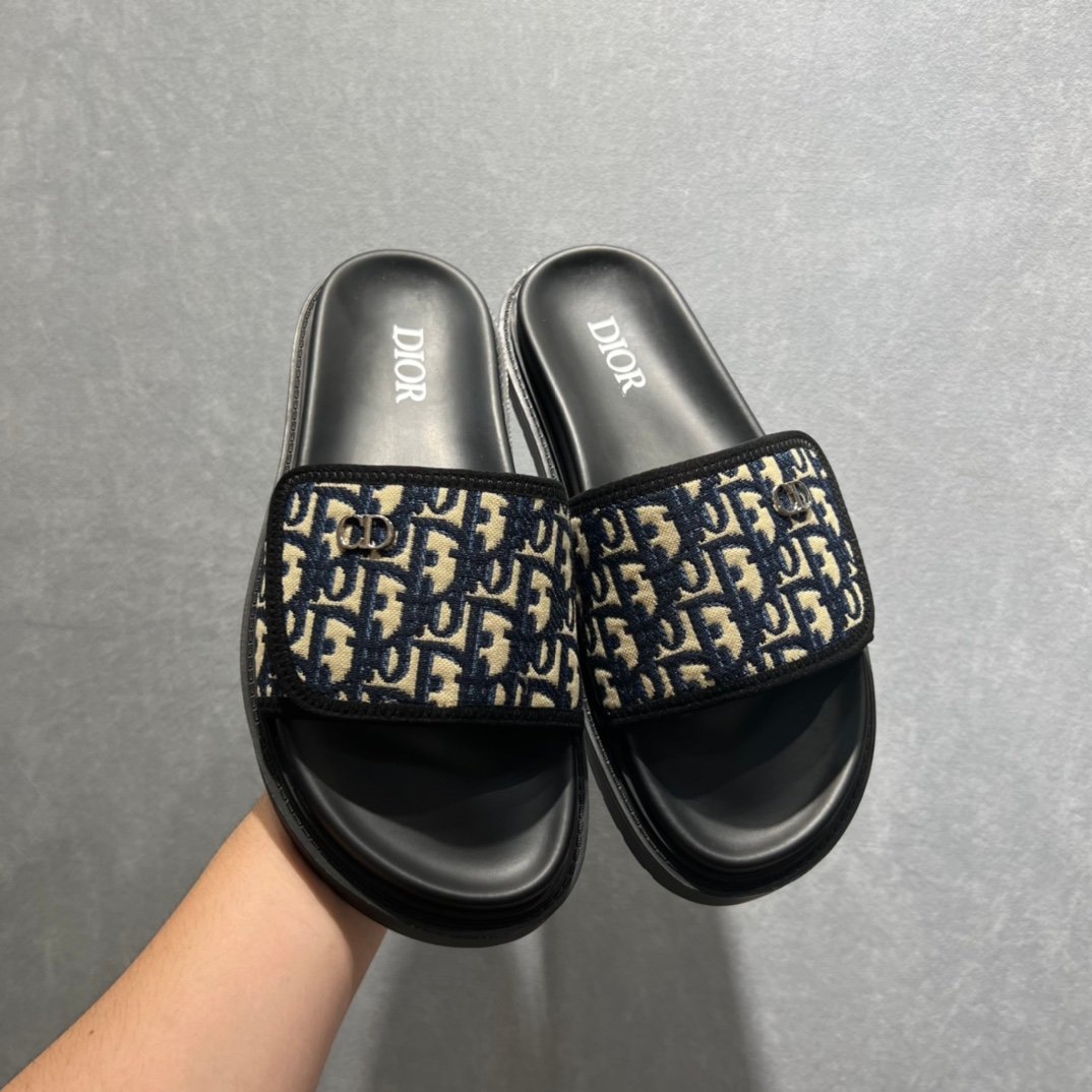 1041d078.jpg 1041d078