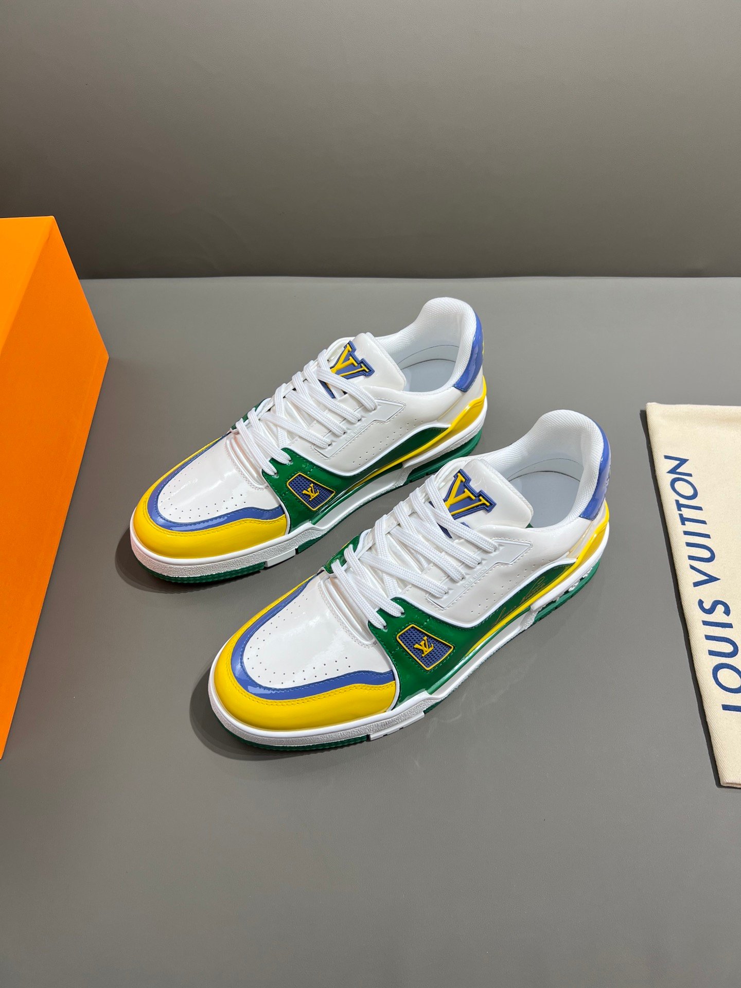 10c6bbf8.jpg 10c6bbf8