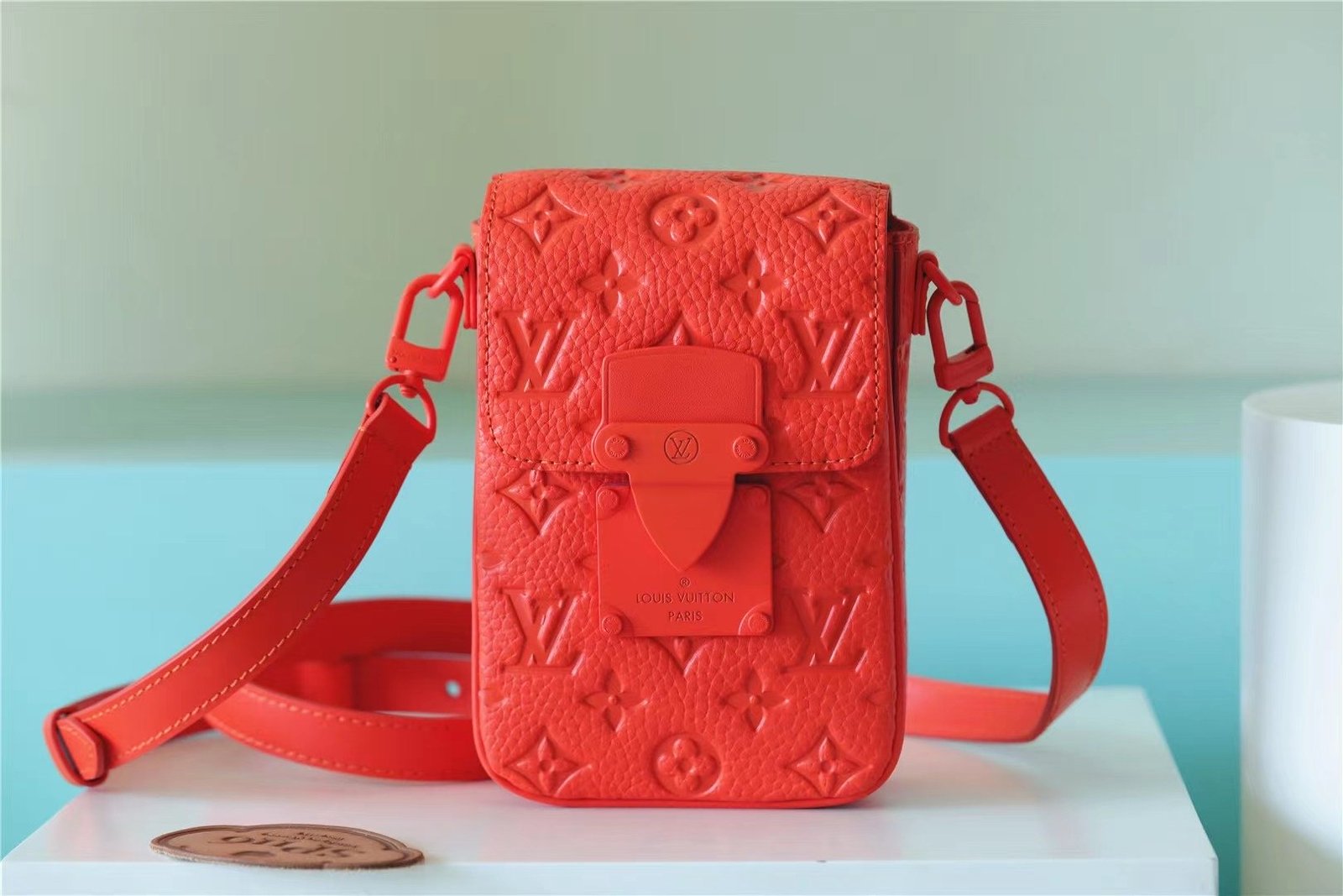 11981f04.jpg 11981f04