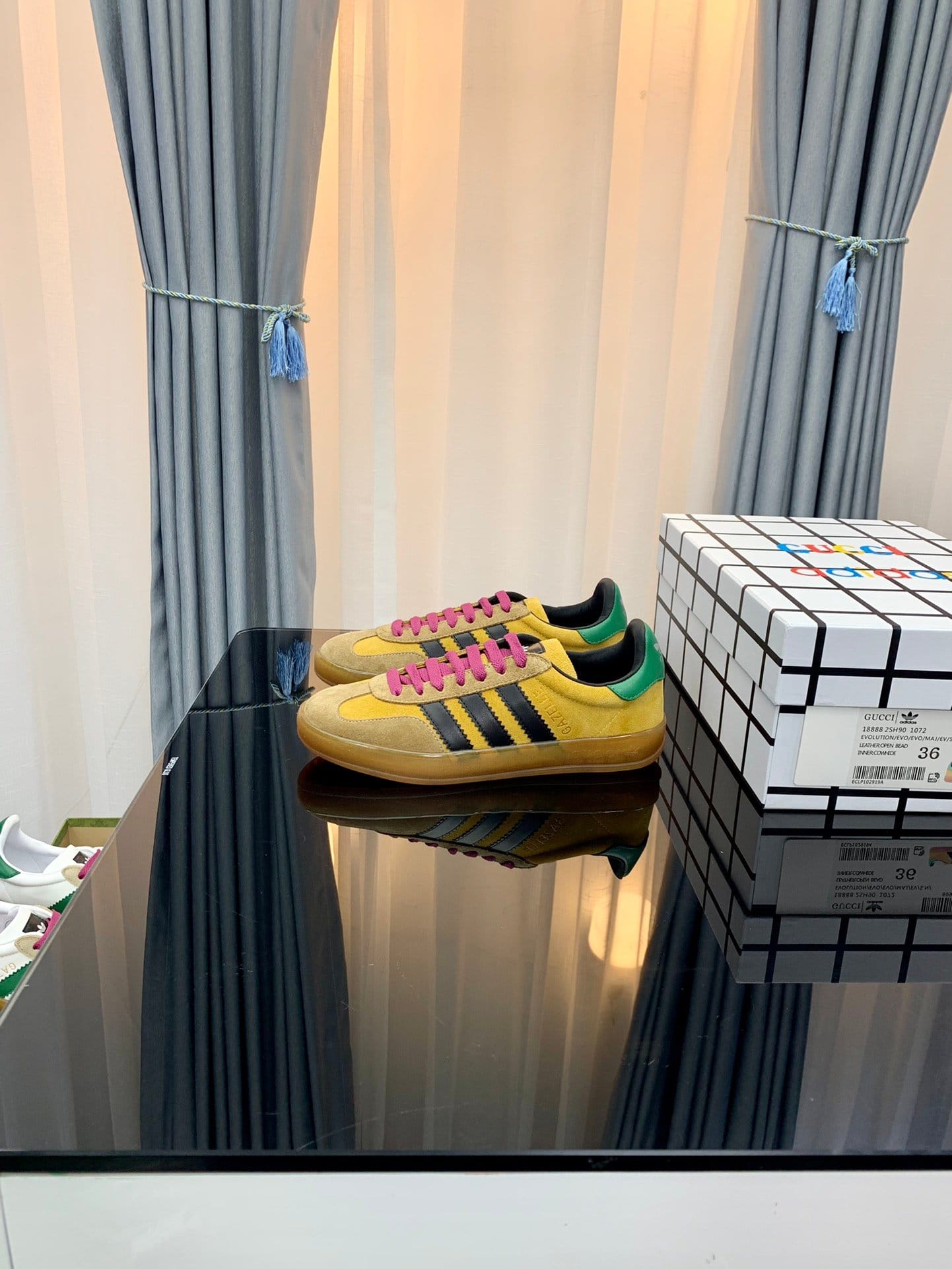 168b65e3.jpg 168b65e3