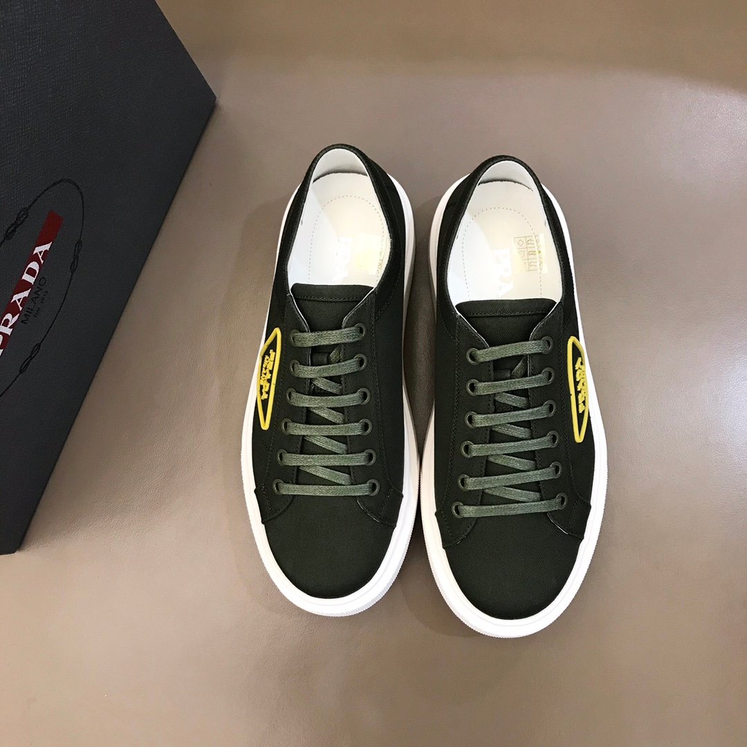 1a056015.jpg 1a056015