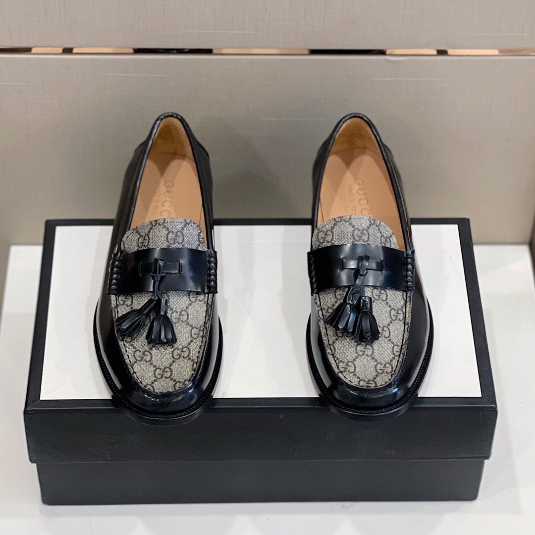 4051800d.jpg 4051800d