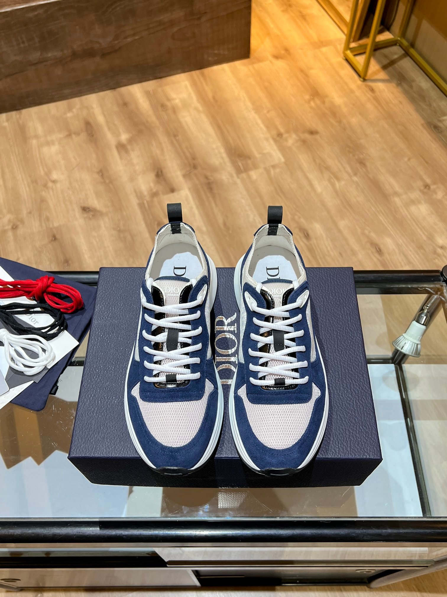 537297f3.jpg 537297f3