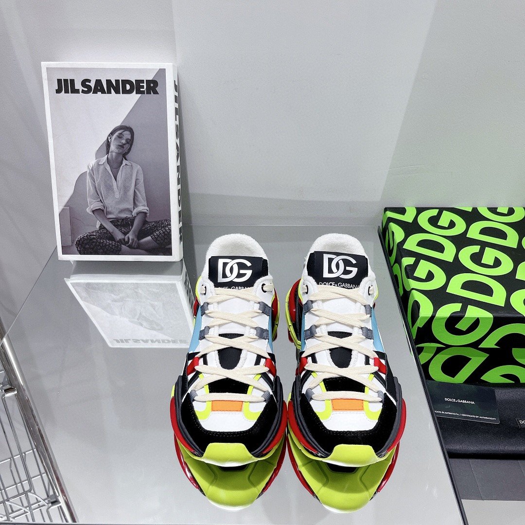 7021561c.jpg 7021561c