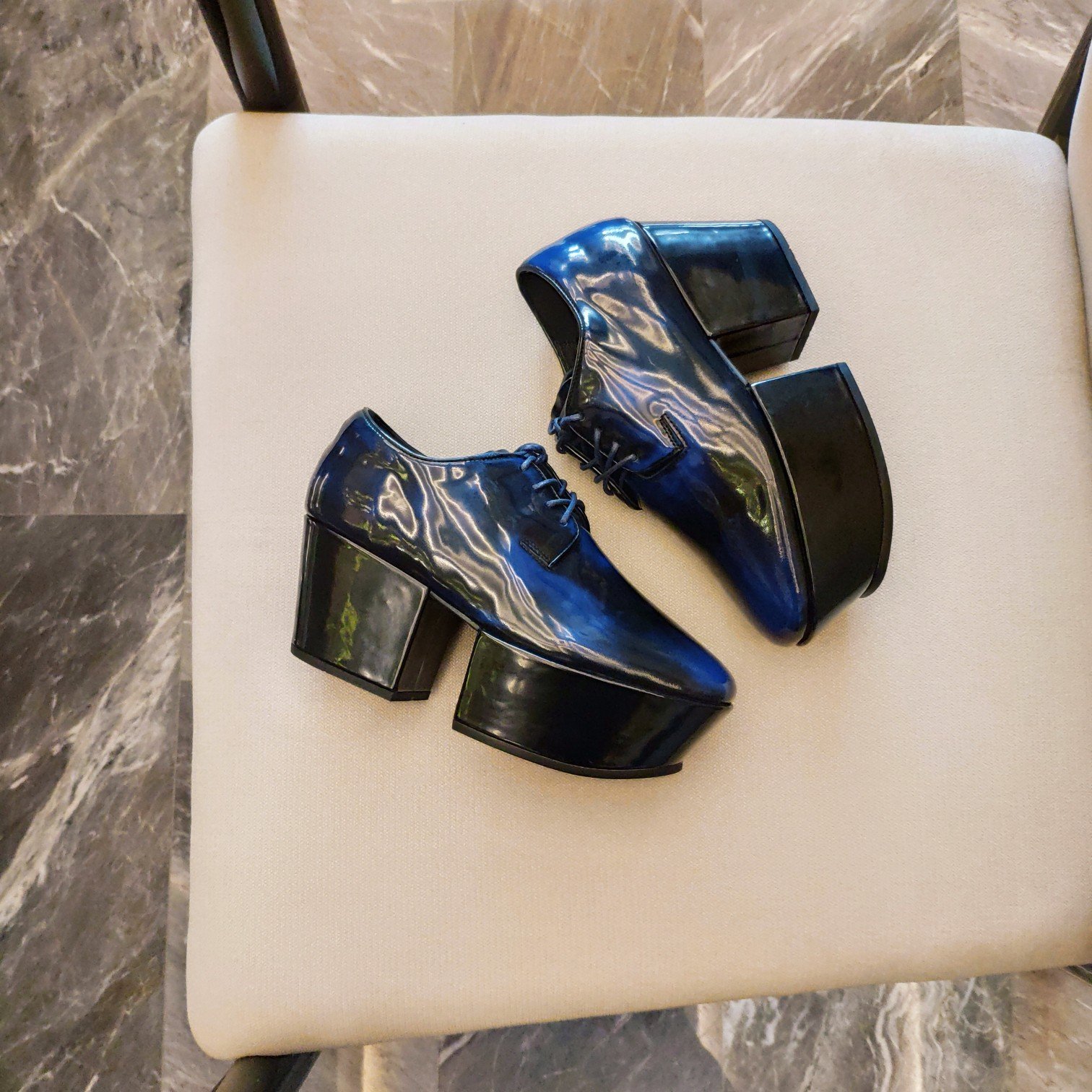 70b2c7fc.jpg 70b2c7fc