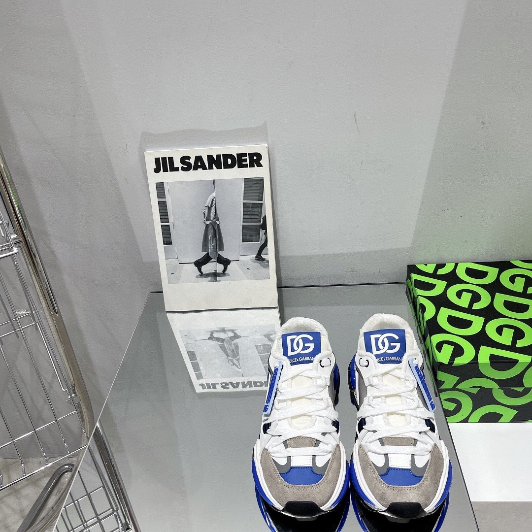 72e4bdbb.jpg 72e4bdbb