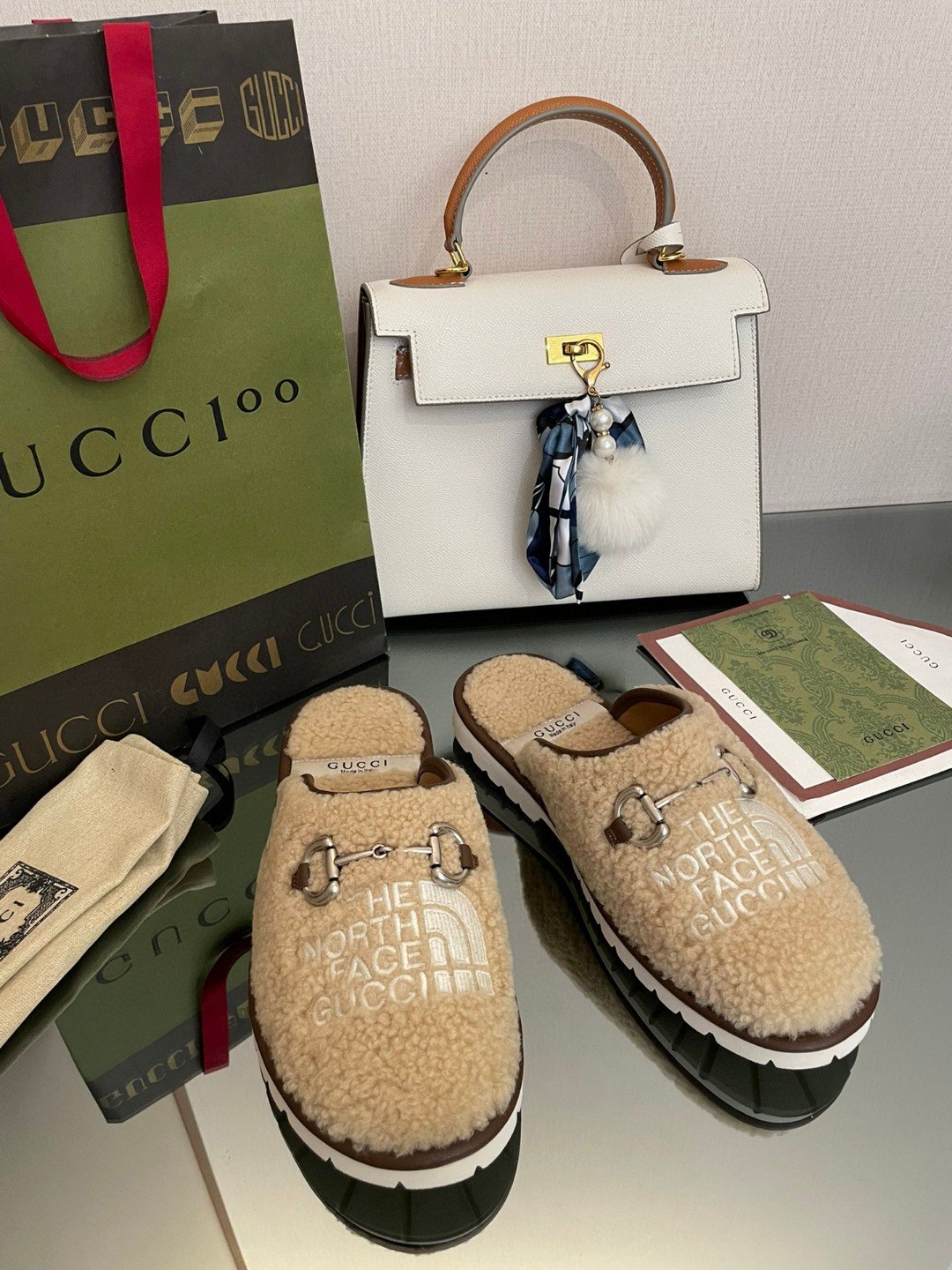 7f877852.jpg 7f877852