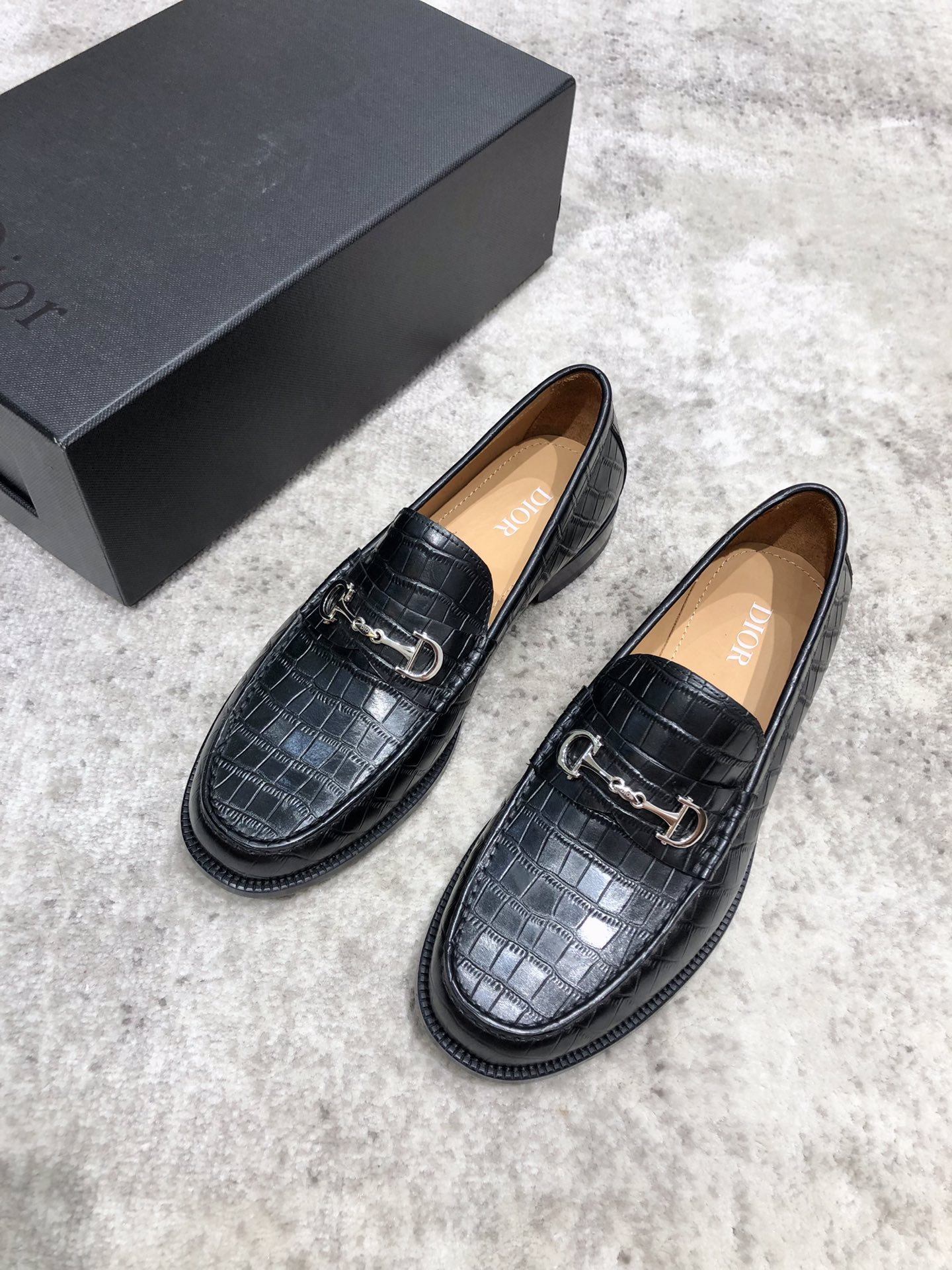 9947a518.jpg 9947a518