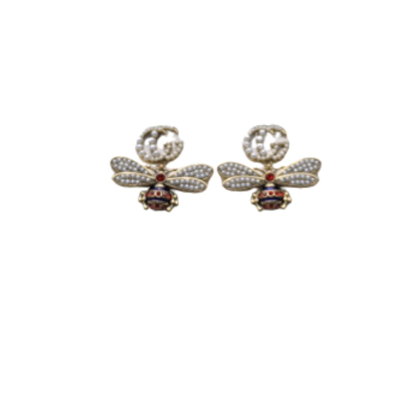 Interlocking-And-Bee-Pearl-Earrings-Gold-Tone-1.jpg Interlocking And Bee Pearl Earrings Gold Tone 1