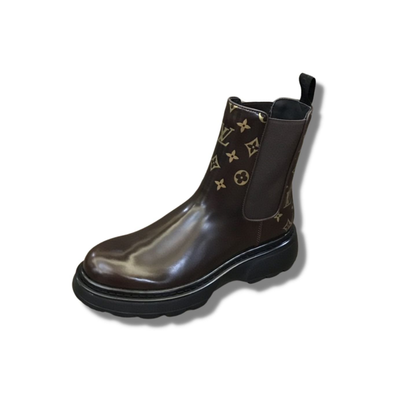 Louis-Vuitton-LV-Bold-Chelsea-Boot.jpg Louis Vuitton LV Bold Chelsea Boot