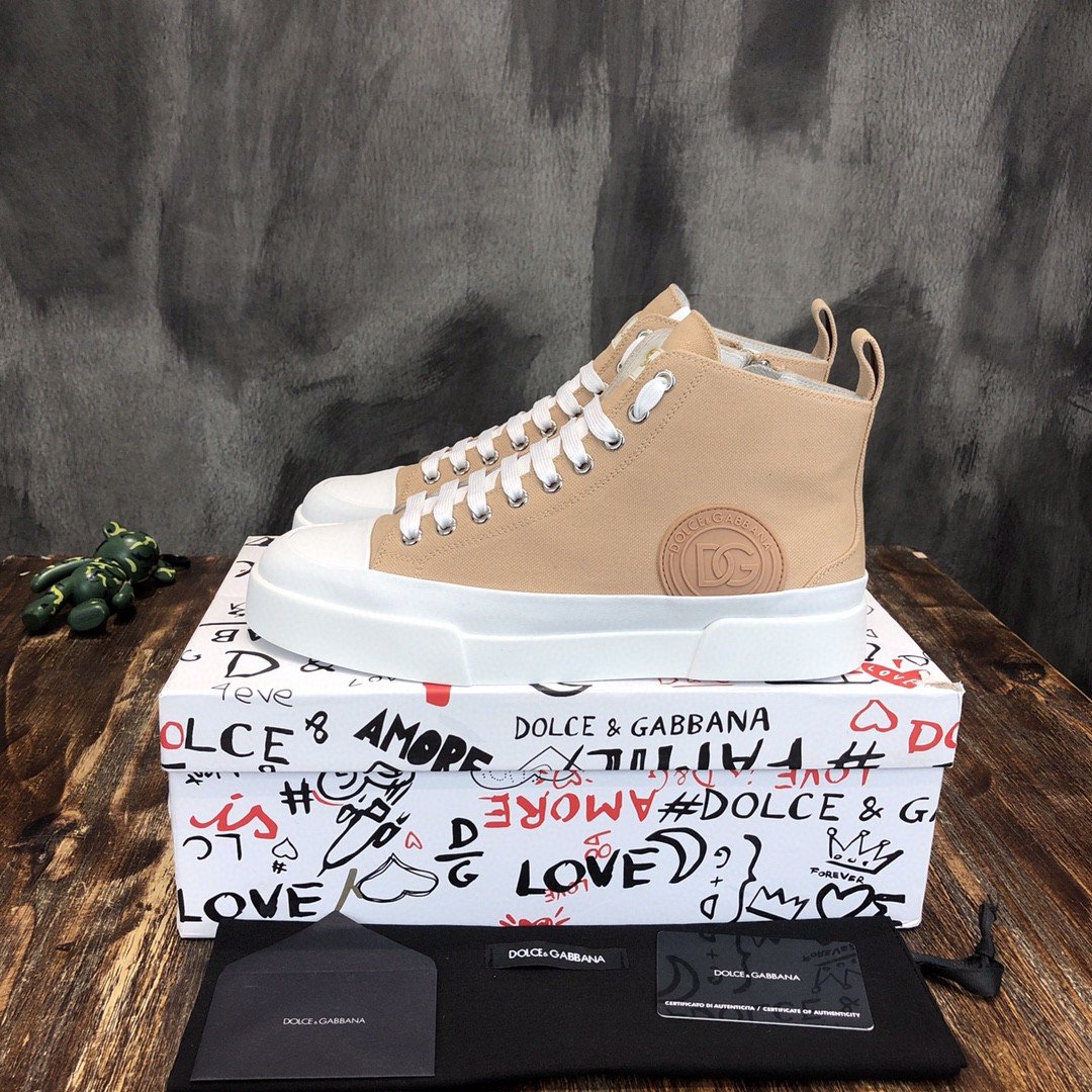 a4c97e9b.jpg a4c97e9b