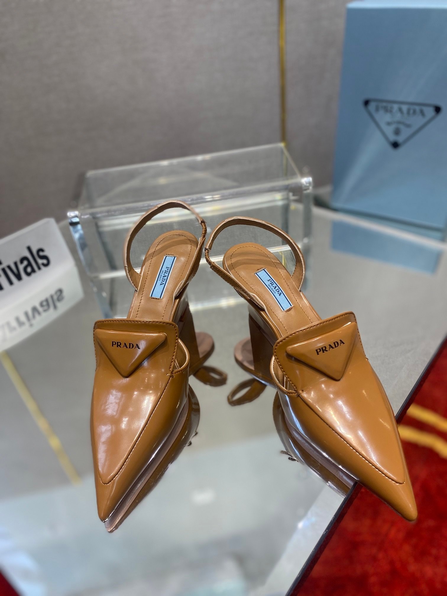 b1b676bf.jpg b1b676bf