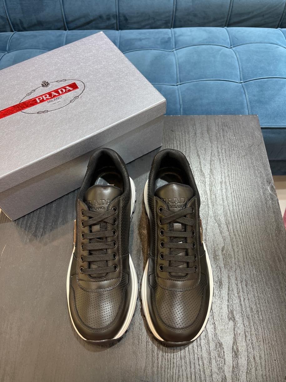 b27bf8b8.jpg b27bf8b8