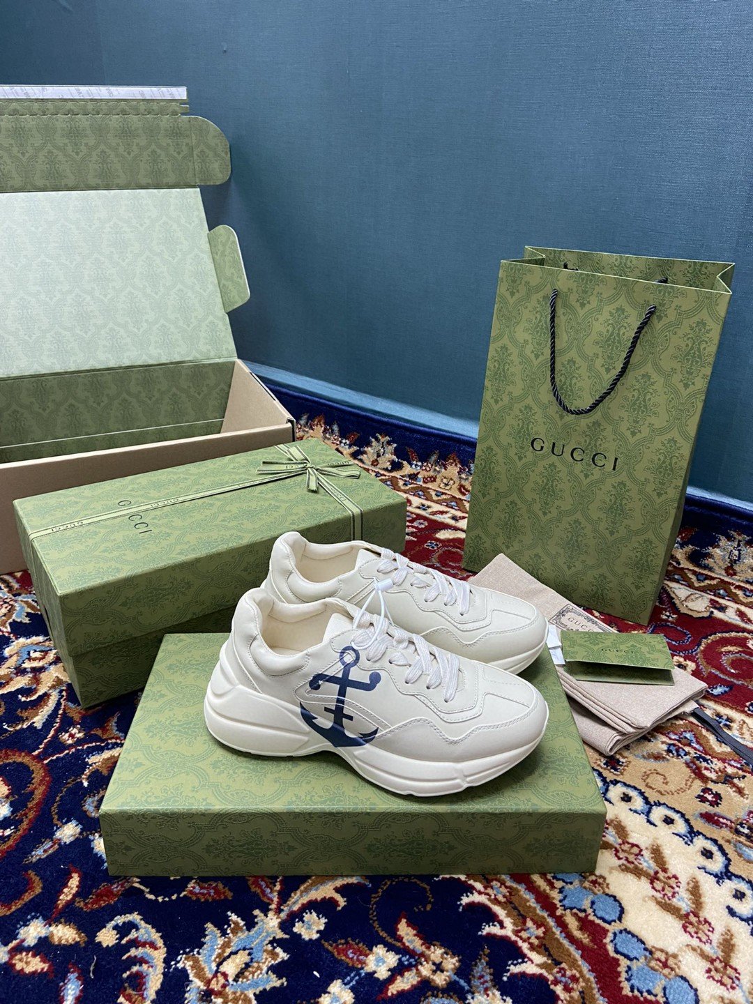 b8be8bf3.jpg b8be8bf3