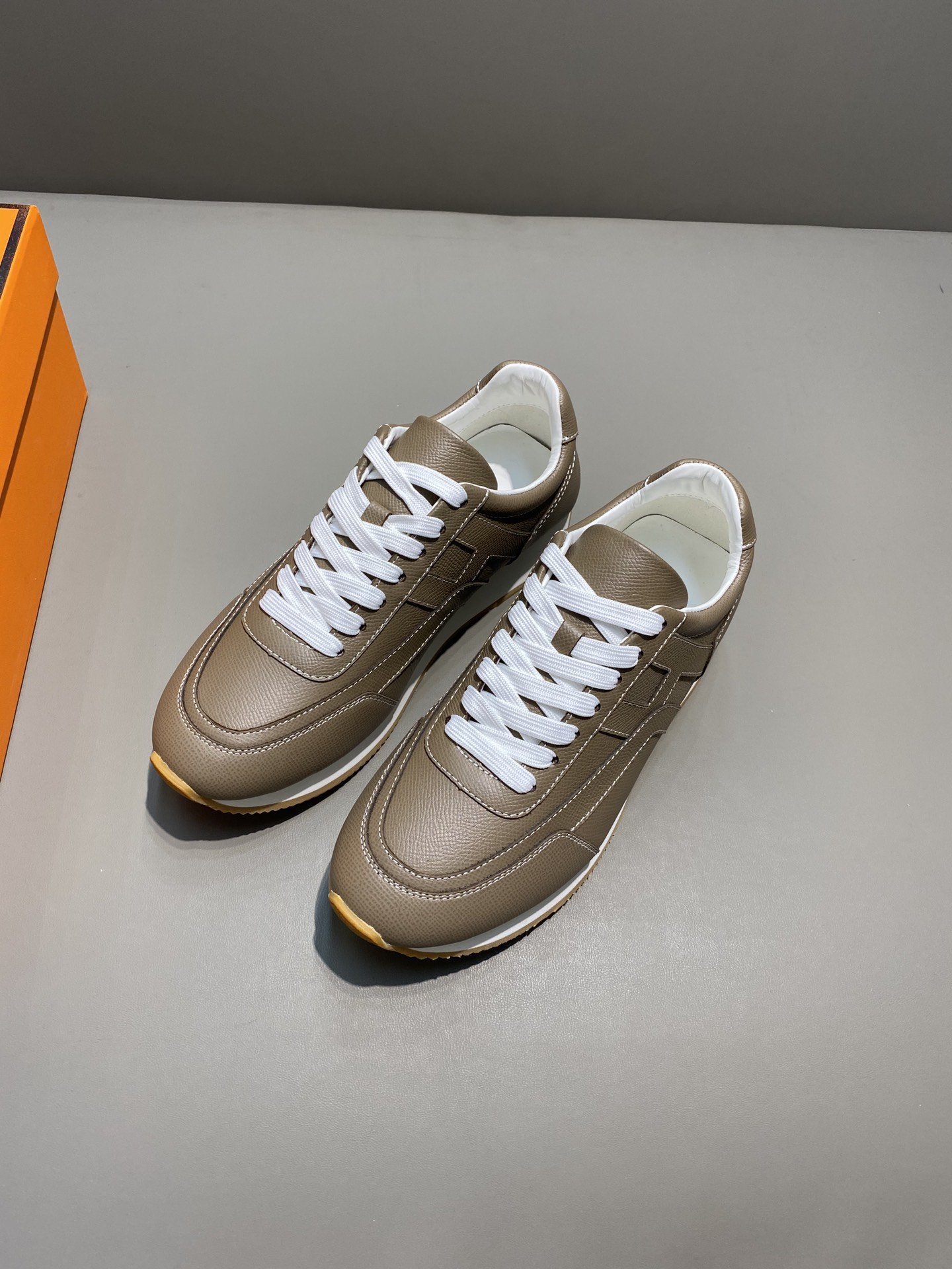 c576b918.jpg c576b918