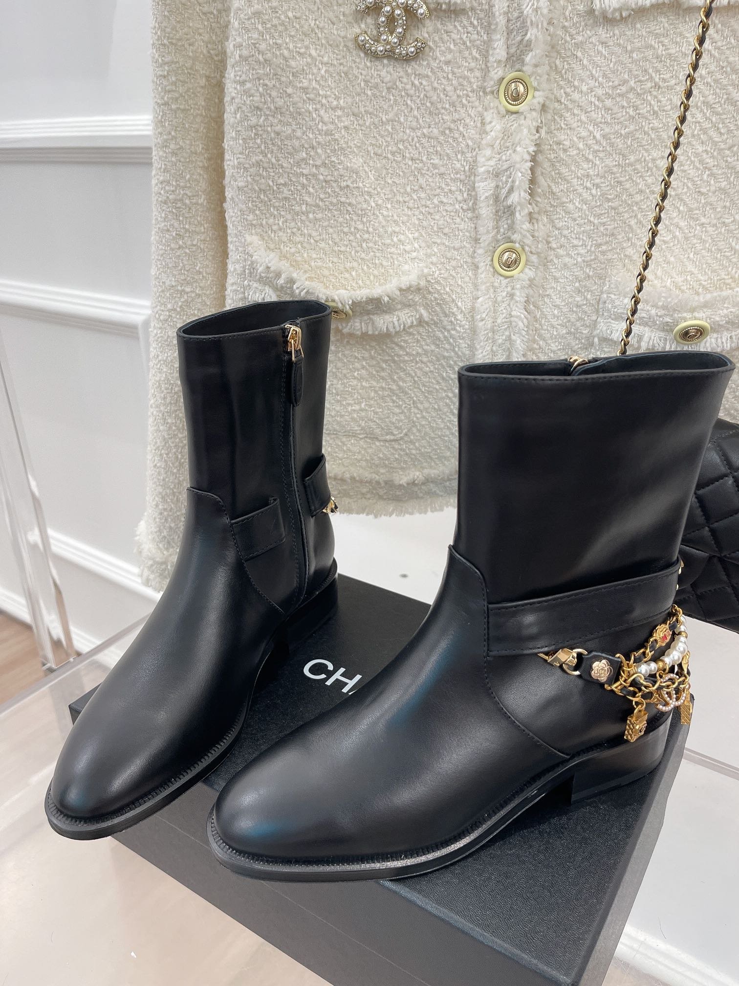 den-2-40.jpg den 2 40