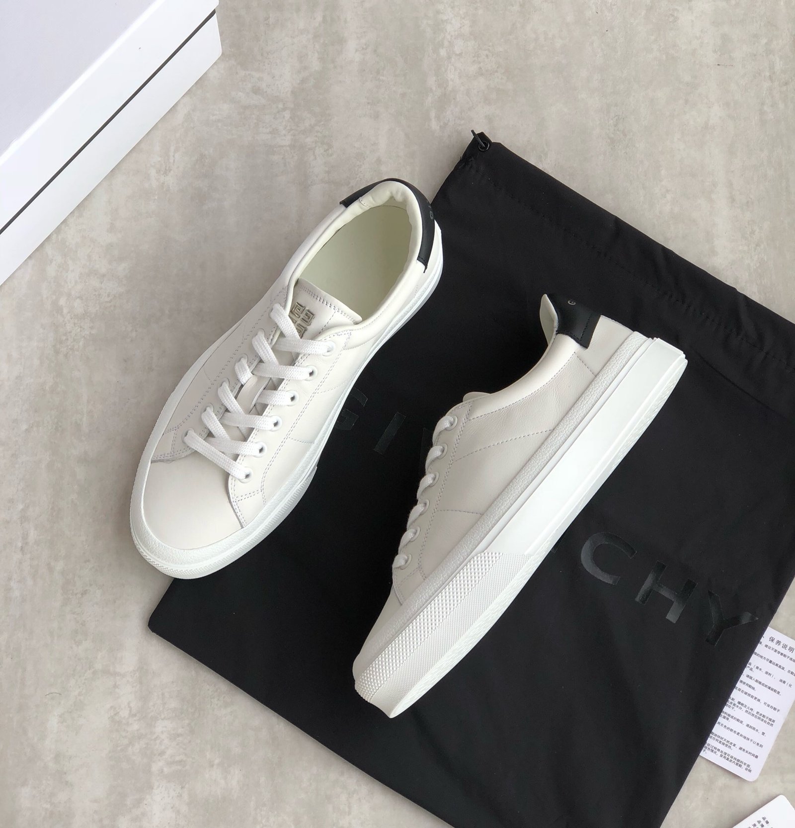 e0f7f80d.jpg e0f7f80d