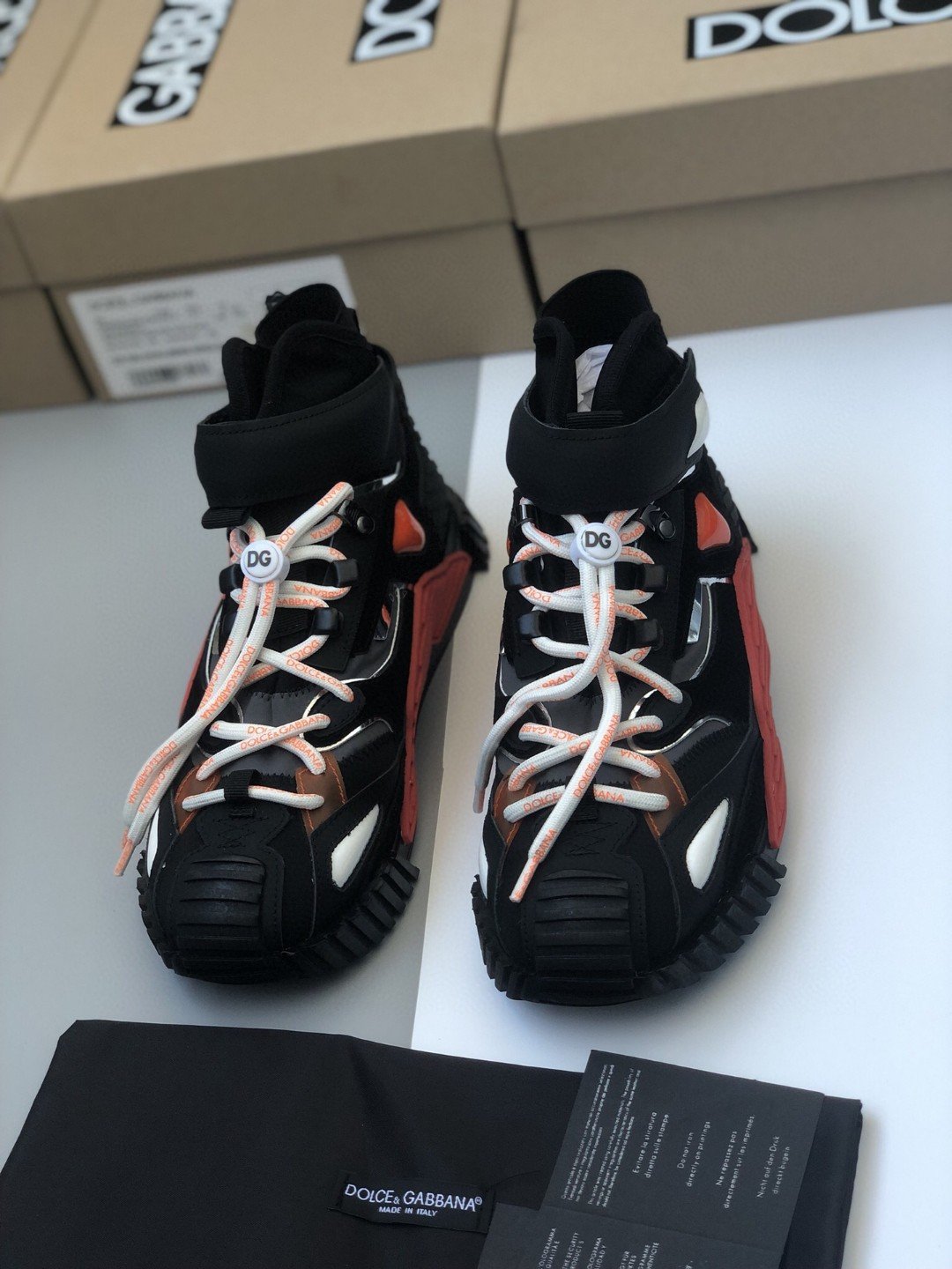 e44faf5a.jpg e44faf5a