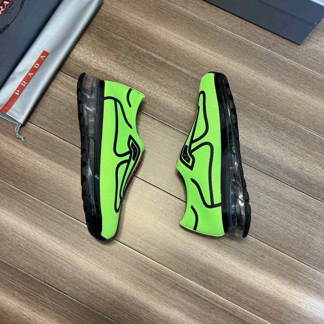 e65b570a.jpg e65b570a