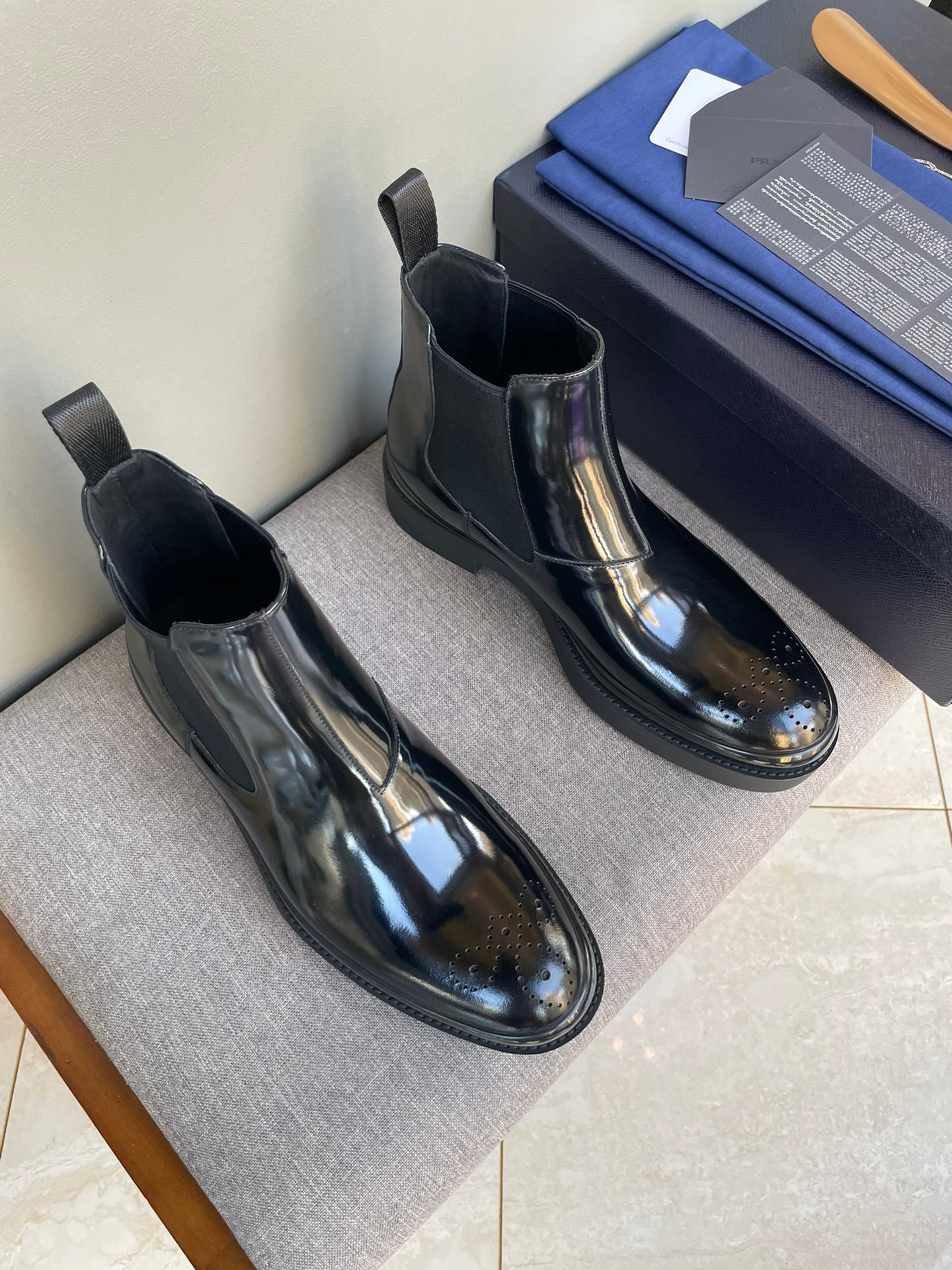 e90d5875.jpg e90d5875