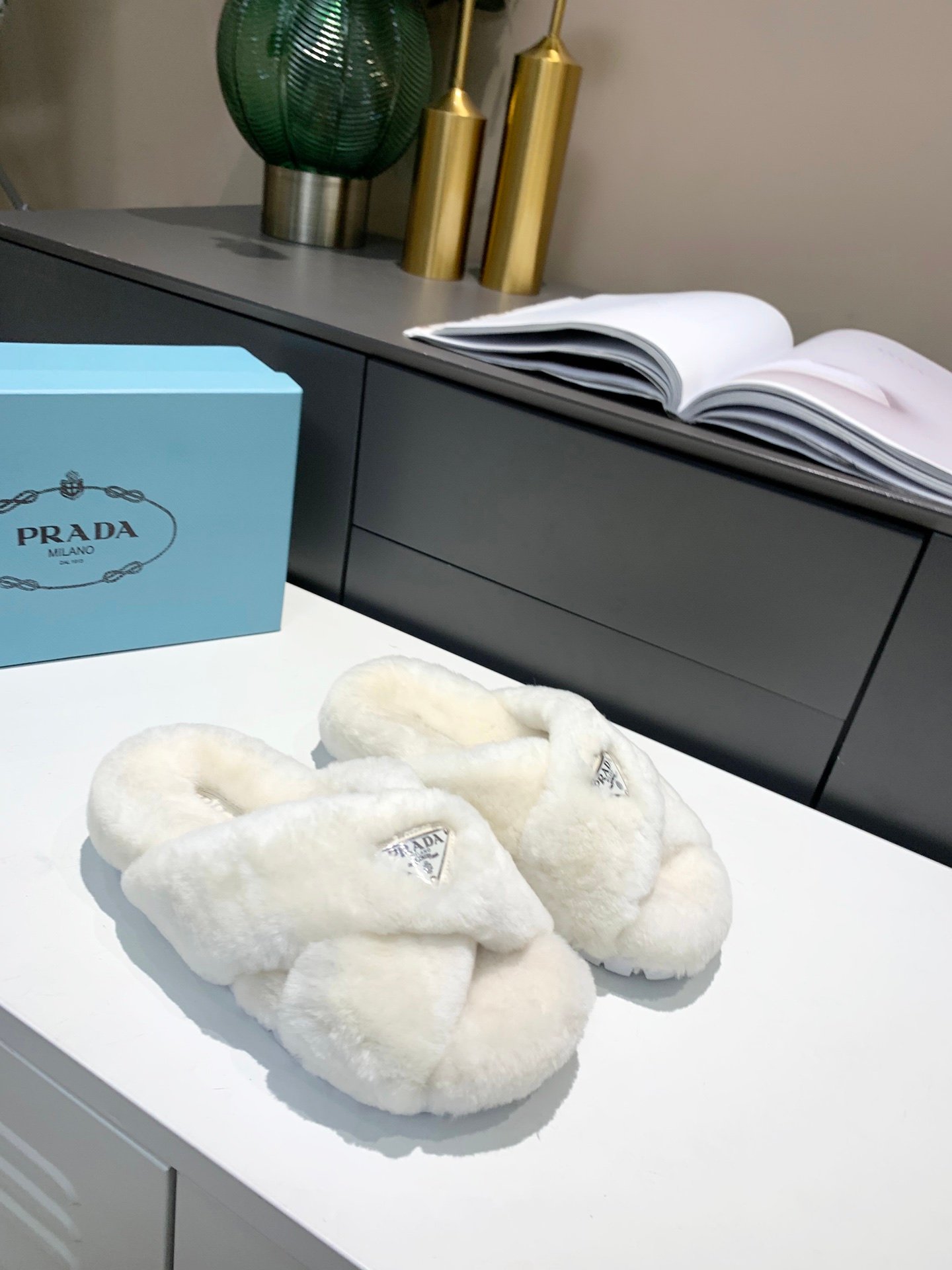 f1bab9e3.jpg f1bab9e3