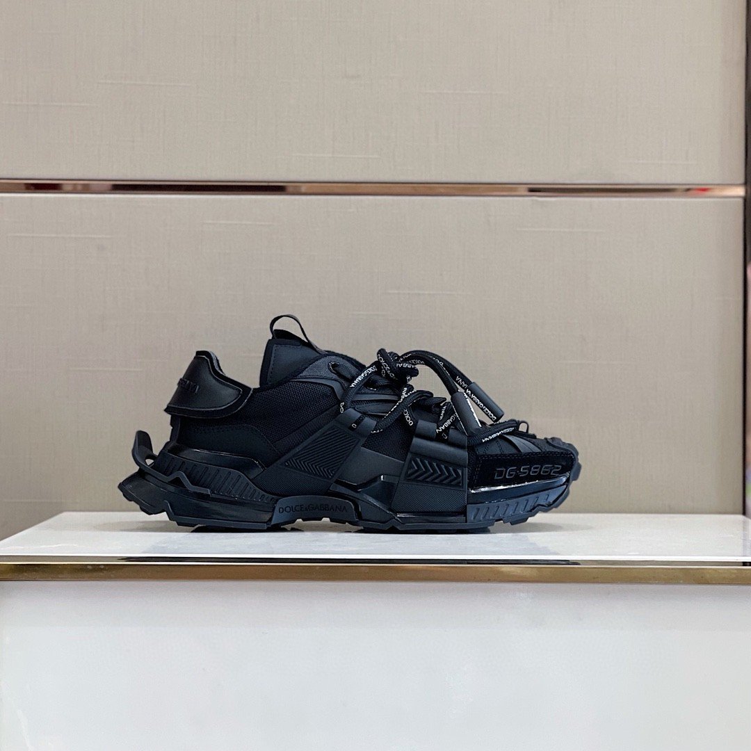 f943c79c.jpg f943c79c