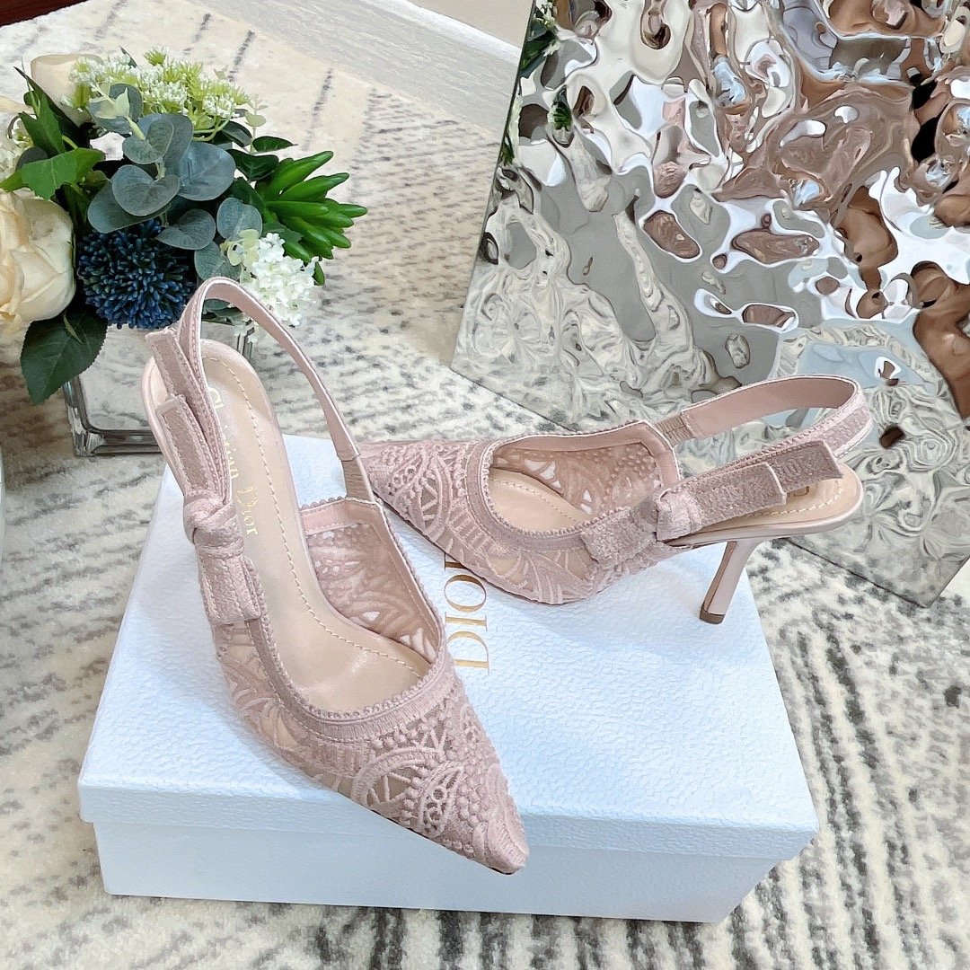 hong-9-3.jpg hong 9 3