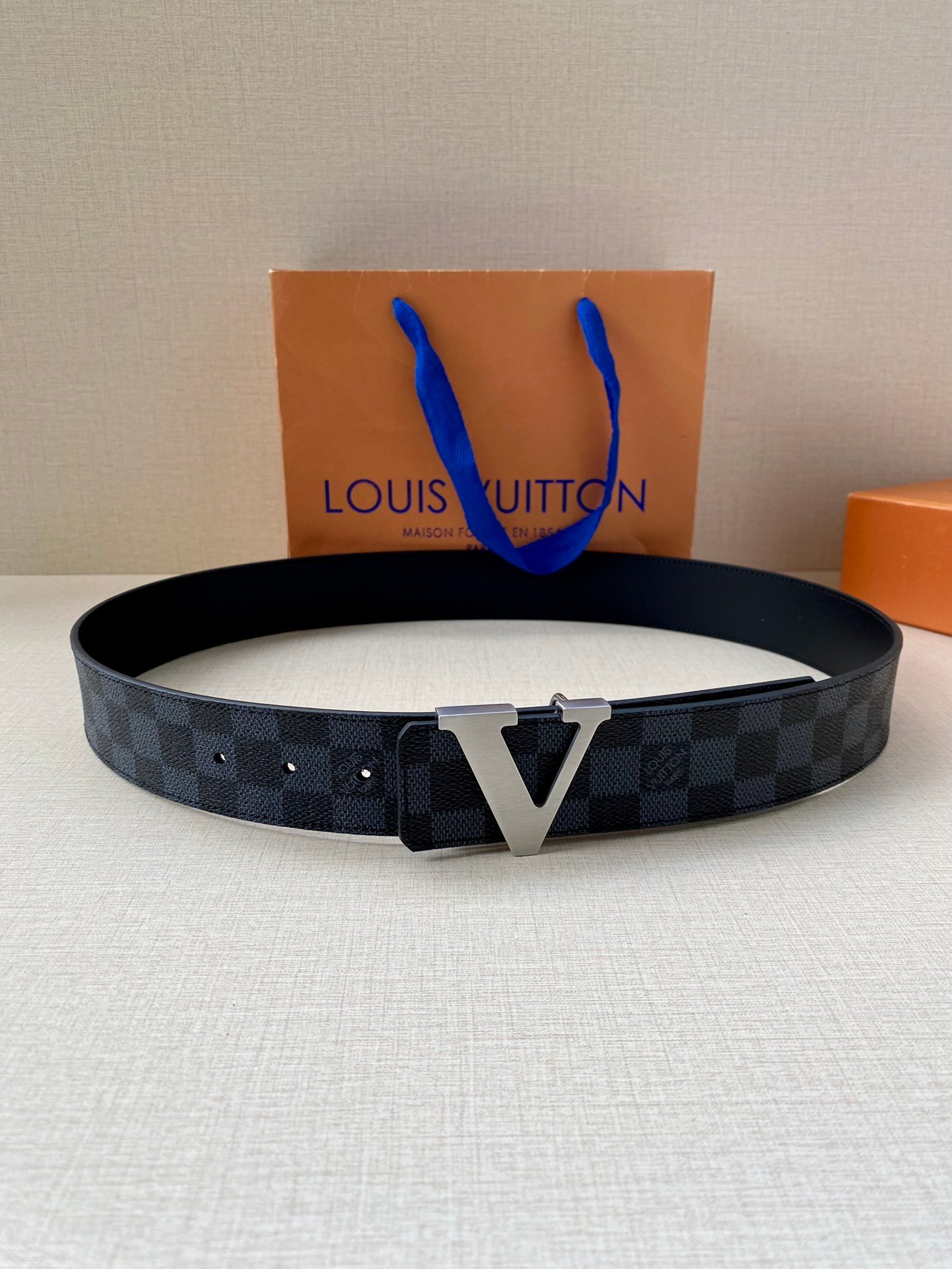 06a6440e.jpg 06a6440e