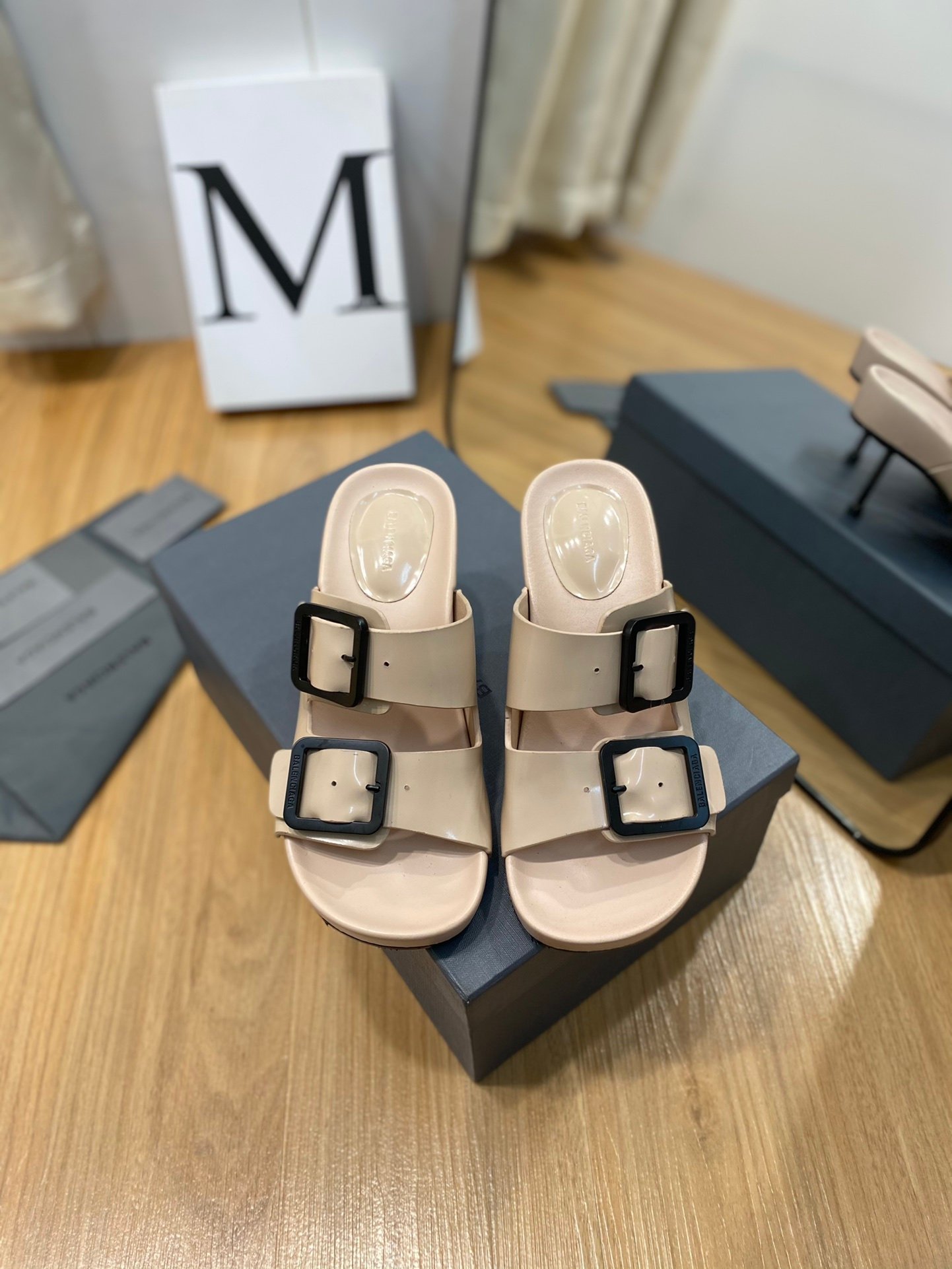 224ea511.jpg 224ea511