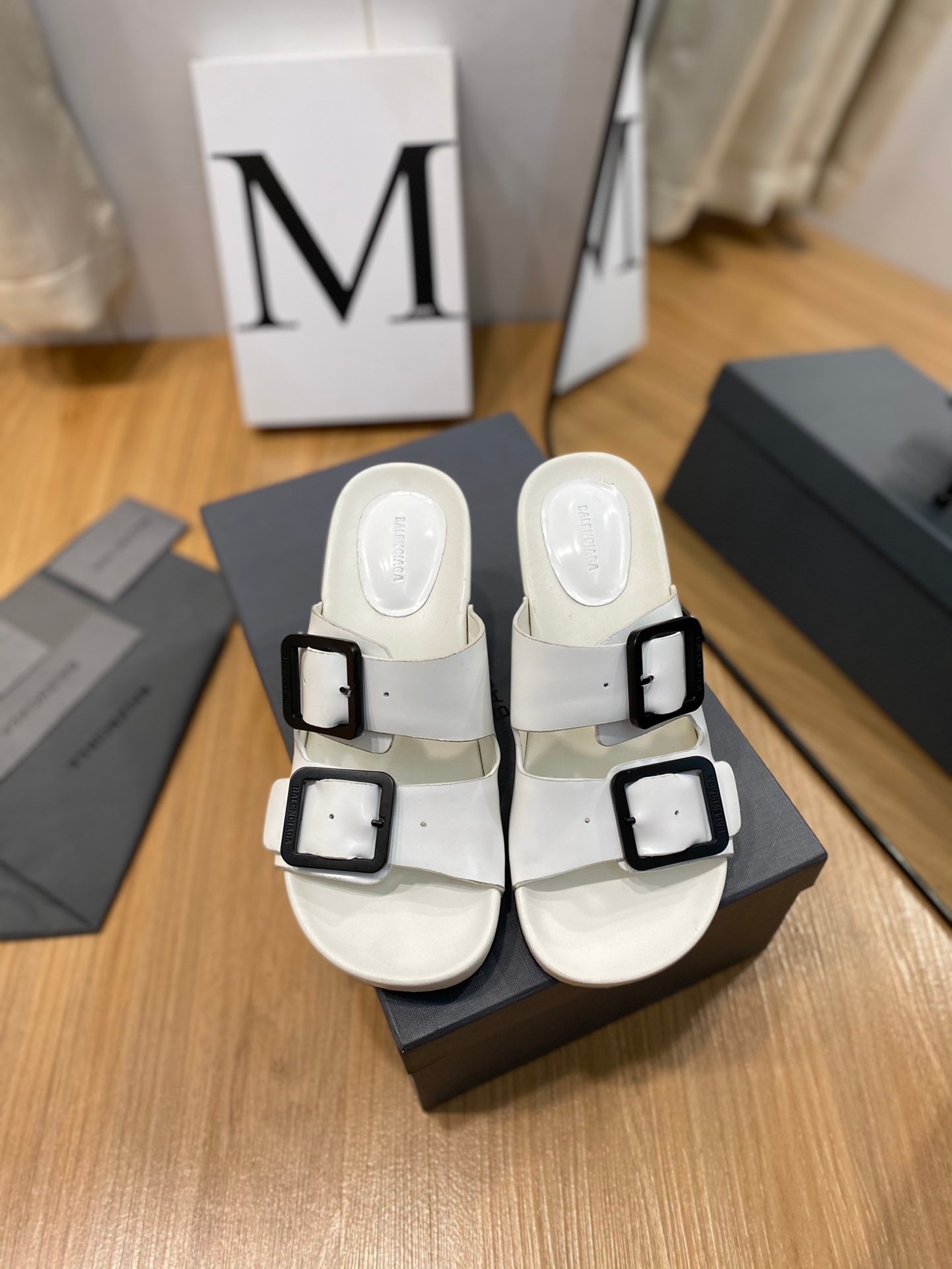 23791549.jpg 23791549