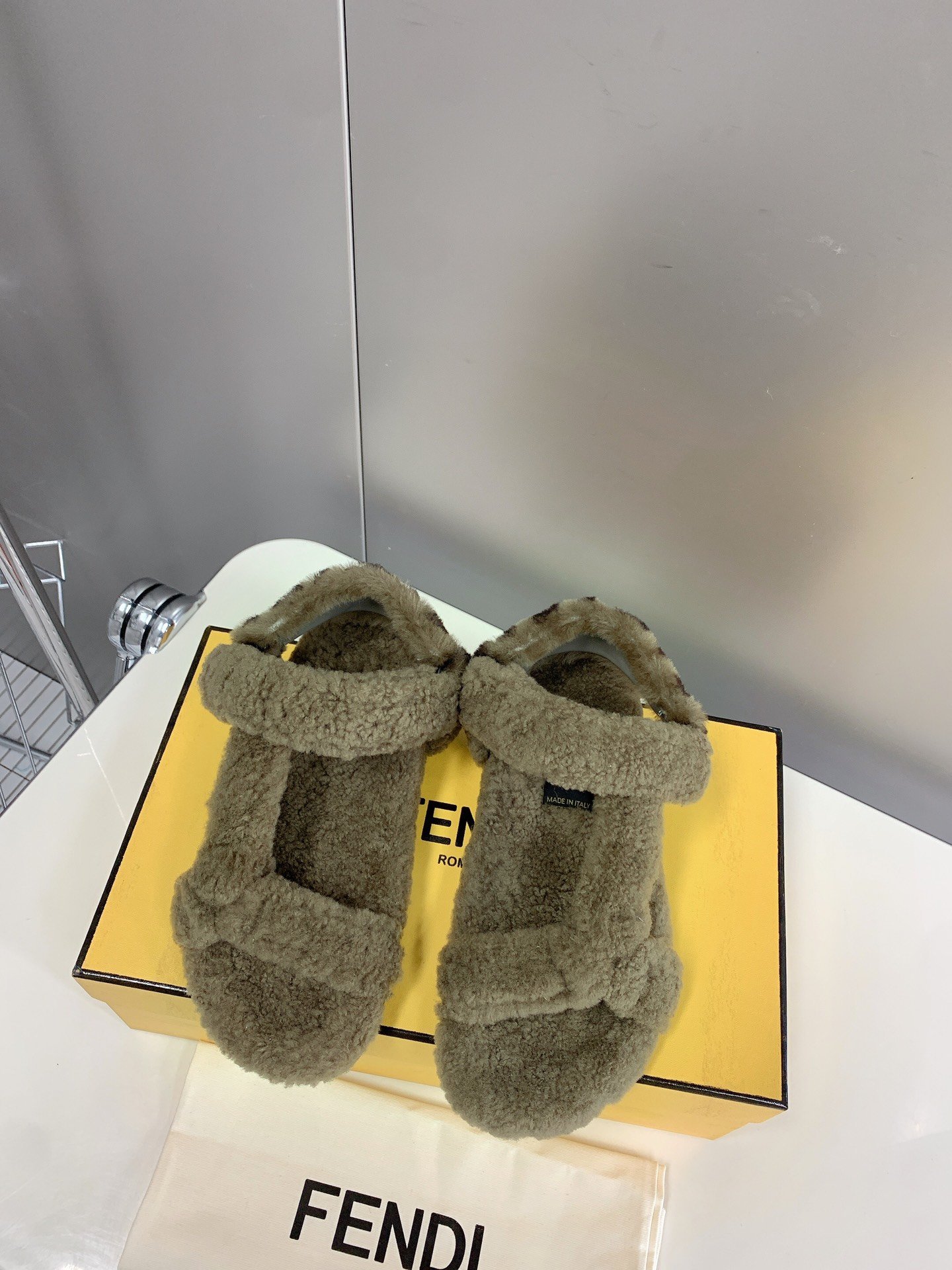 37fa9d3f.jpg 37fa9d3f