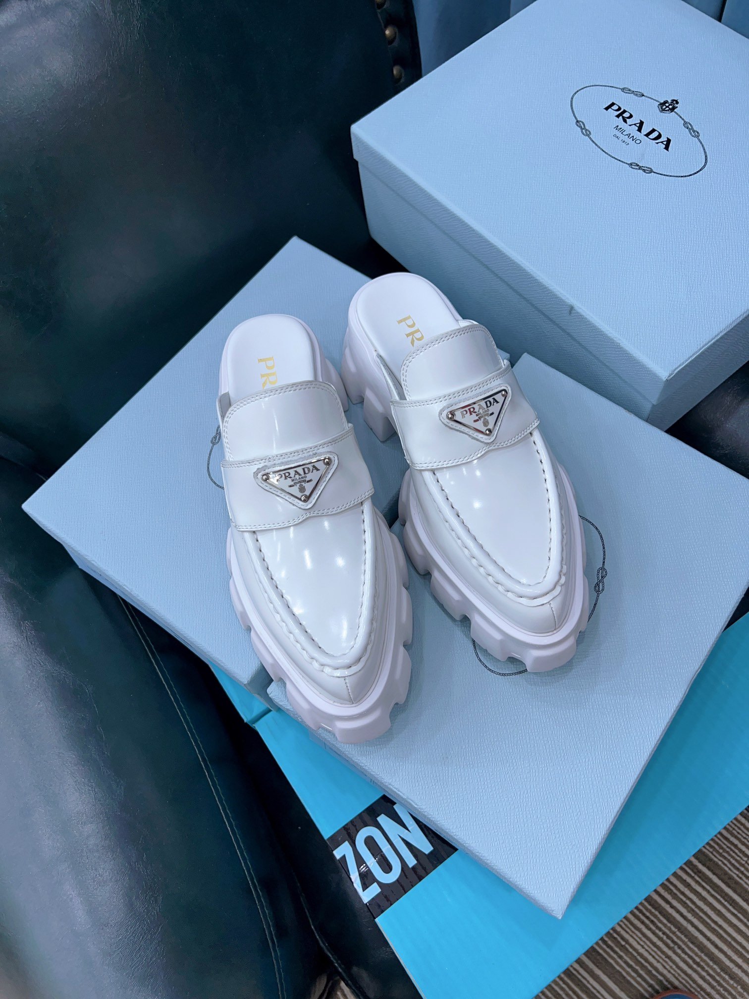 6d4e2f30.jpg 6d4e2f30