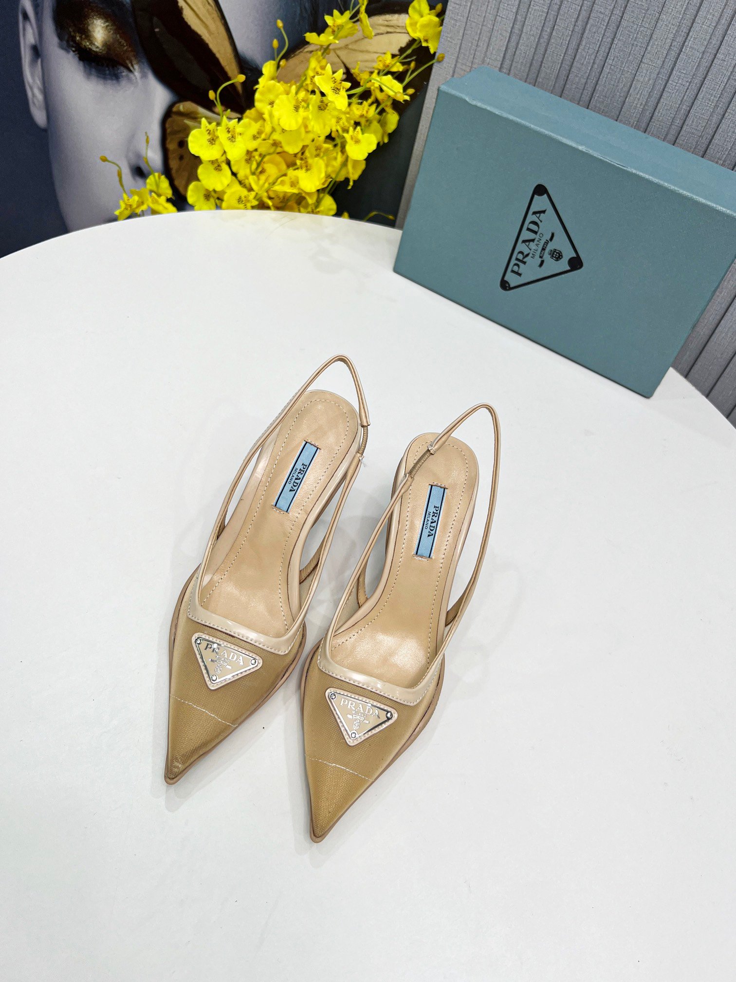 8cc6b9cb.jpg 8cc6b9cb