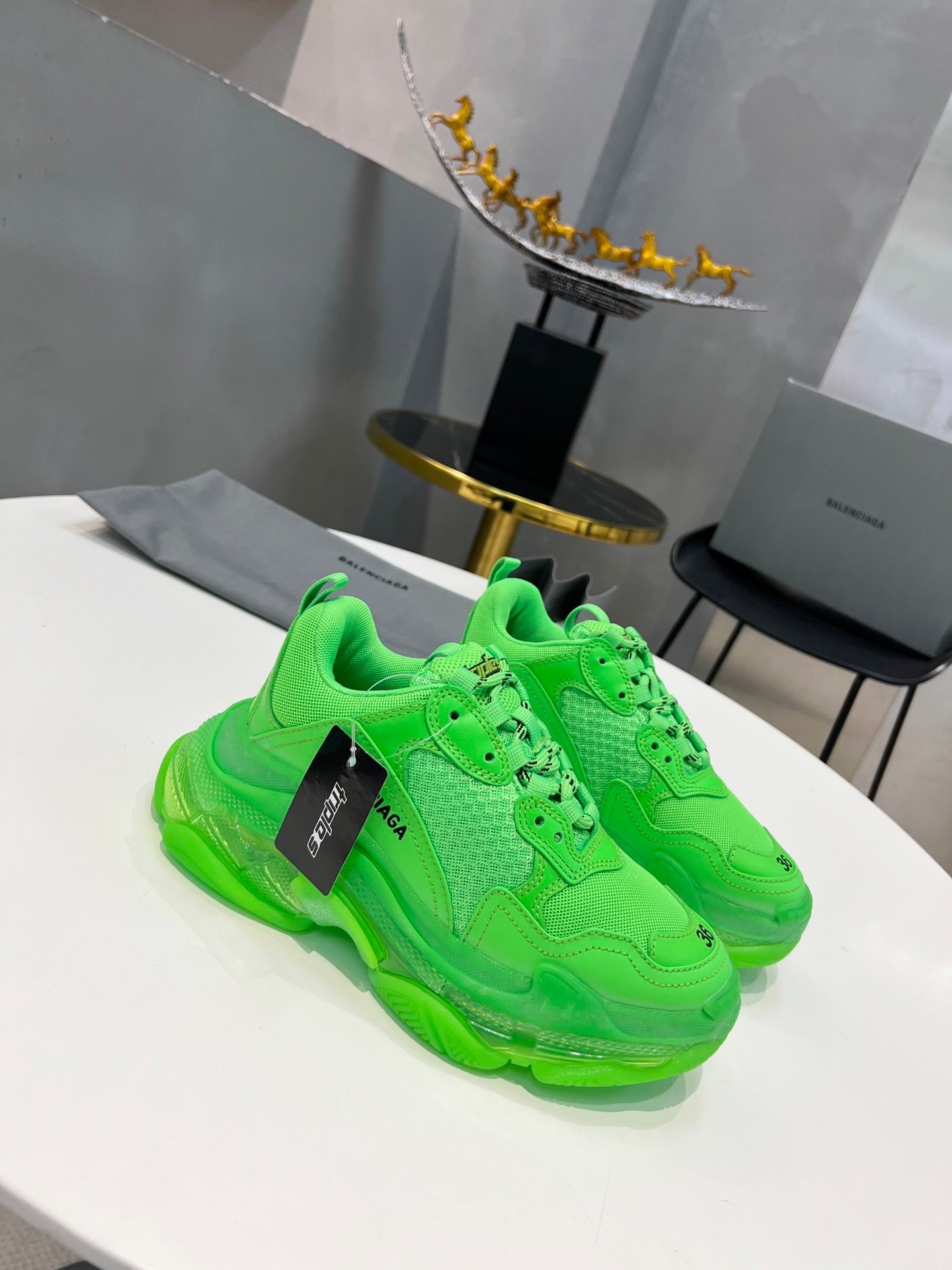 abd080a0.jpg abd080a0