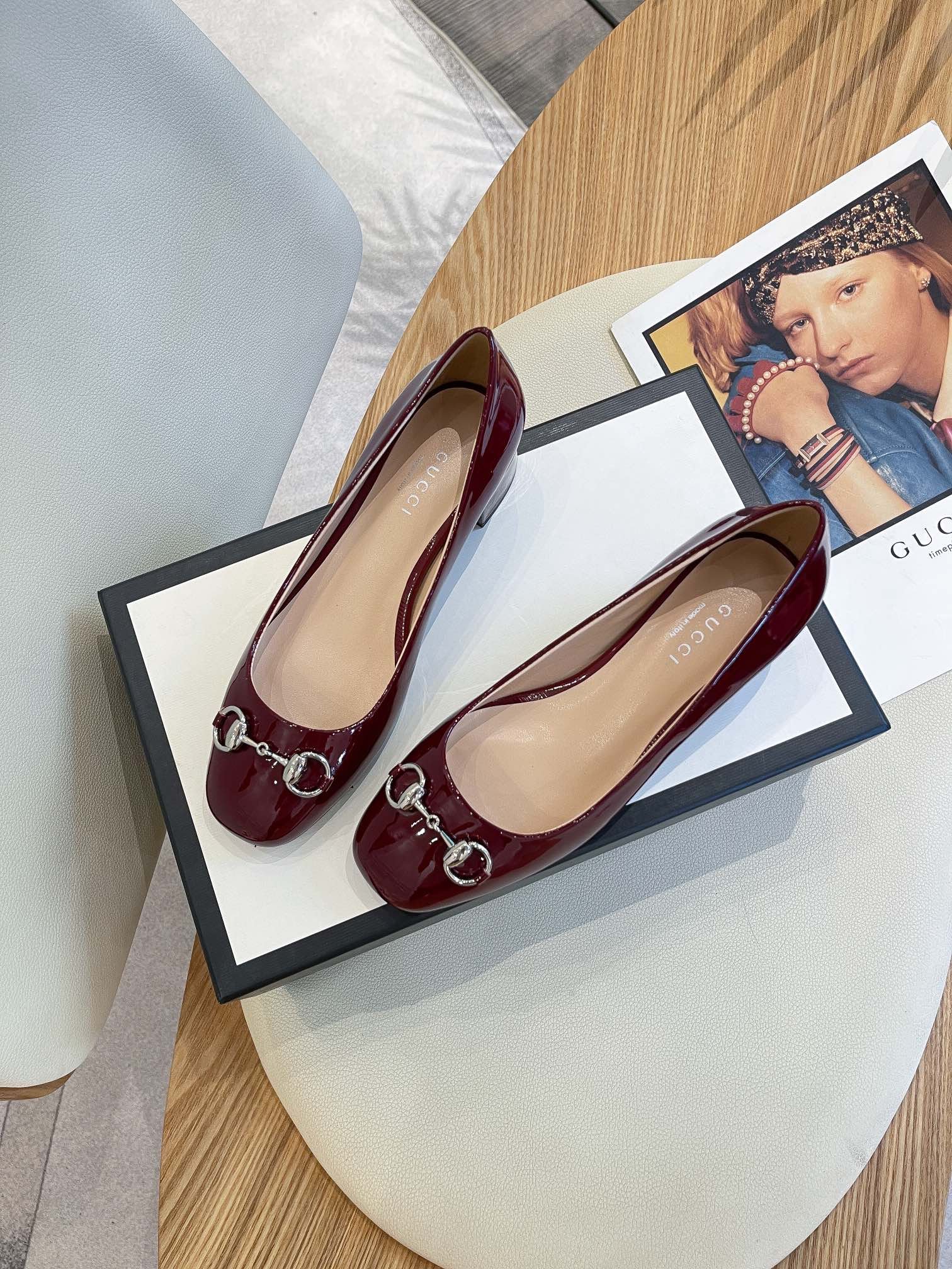 d728355c.jpg d728355c