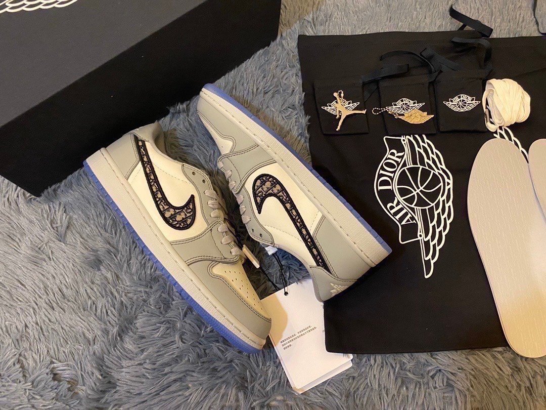 nike-dior-x-air-jordan-low-top-grey-men1658386855-1658386855.jpg nike dior x air jordan low top grey men1658386855 1658386855