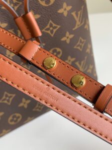 LV水桶包怎么辨别真假? 9 03 1