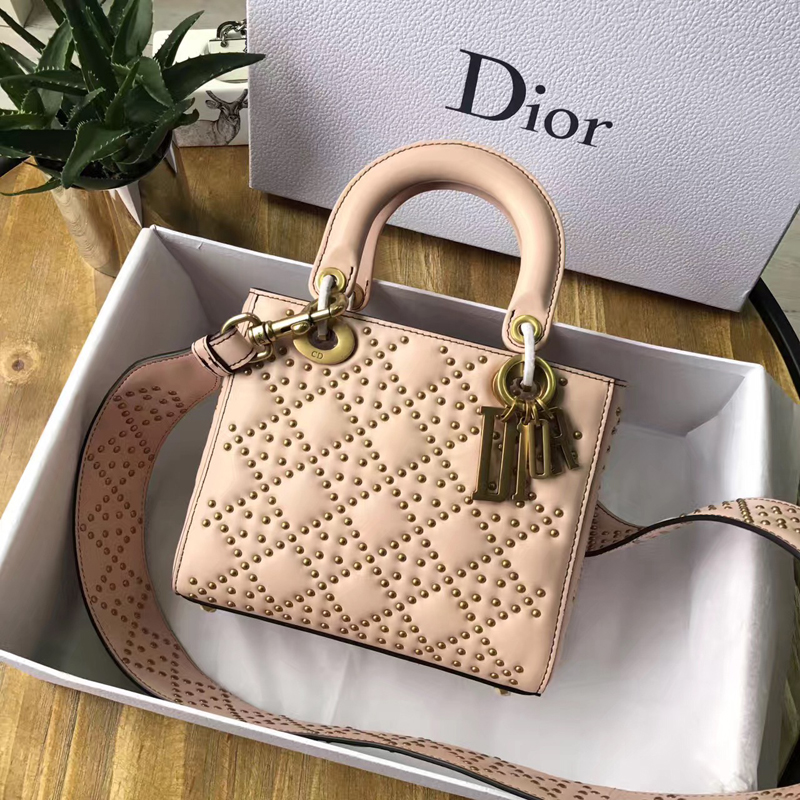 39420_P_1497412603693.jpg 39420 P 1497412603693