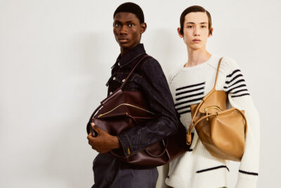 LOEWE 发布2024春夏男装秀:Pebble 水桶包,Puzzle Fold 托特包 5 05 1