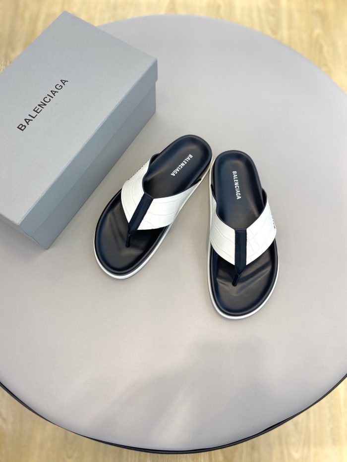 Balenciaga 女式凉鞋白色