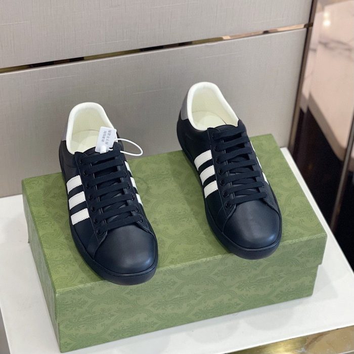 Gucci x Adidas 女式运动鞋黑色 707861