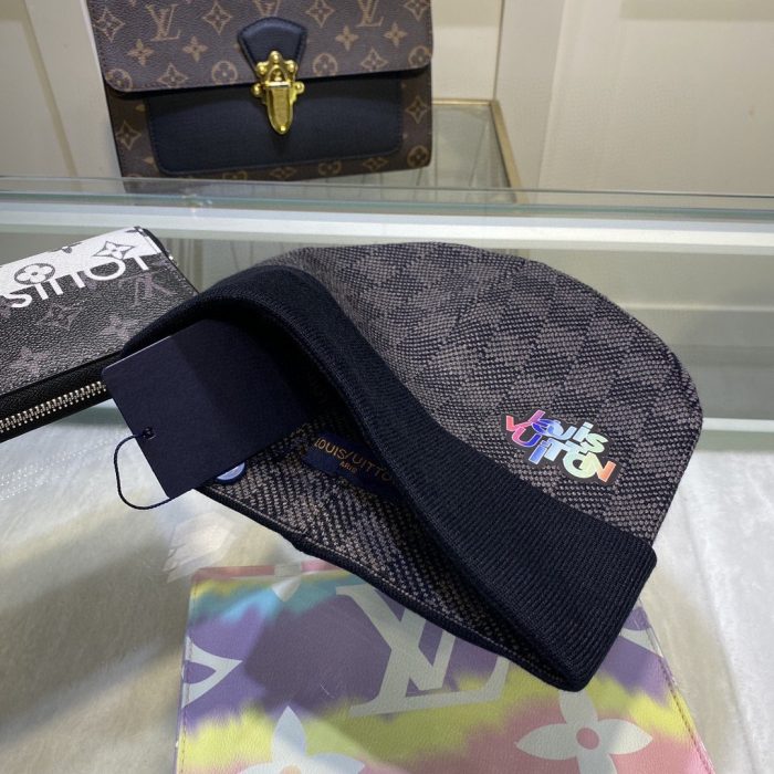 黑色 LV 头饰 Louis Vuitton 毛线帽