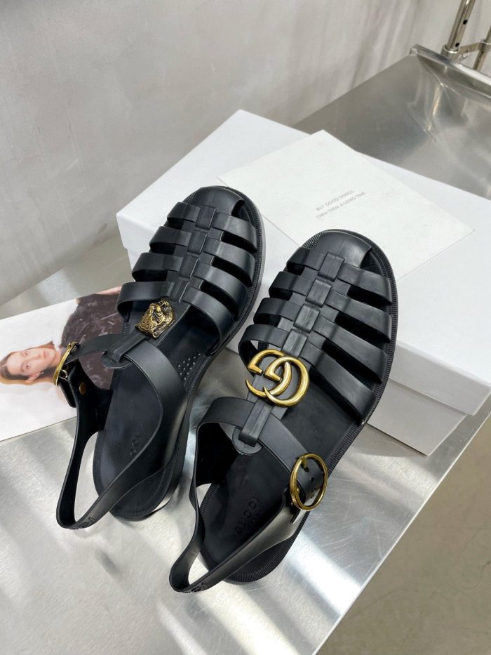 Gucci 女式橡胶扣带凉鞋黑色 463463 J8700 1000