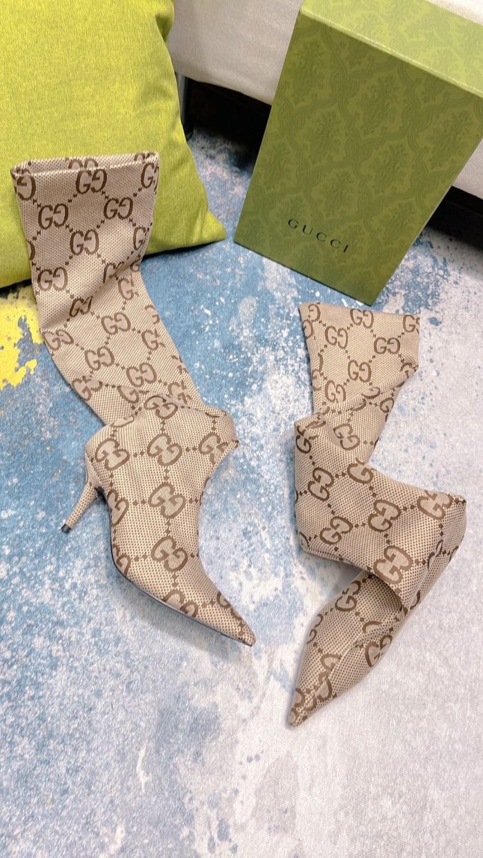 Gucci 女式中跟 Lisa Monogram 帆布靴 米色 女士 GG