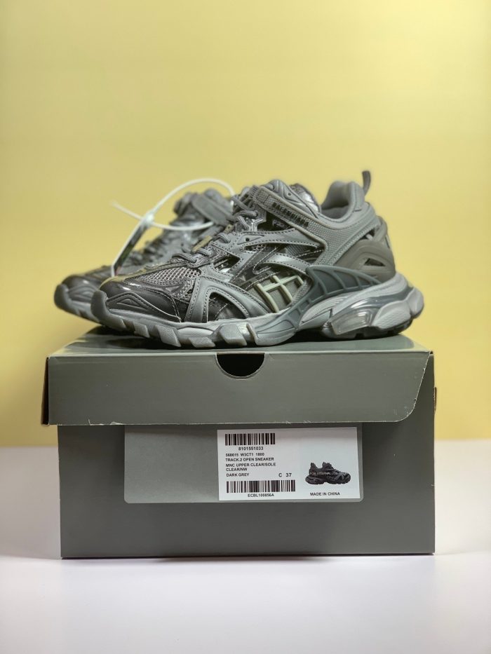 Balenciaga Track.2 男士灰色透明鞋底运动鞋