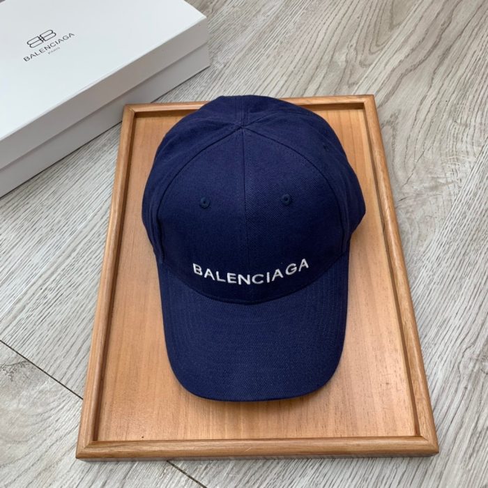 Balenciaga 蓝色徽标前帽