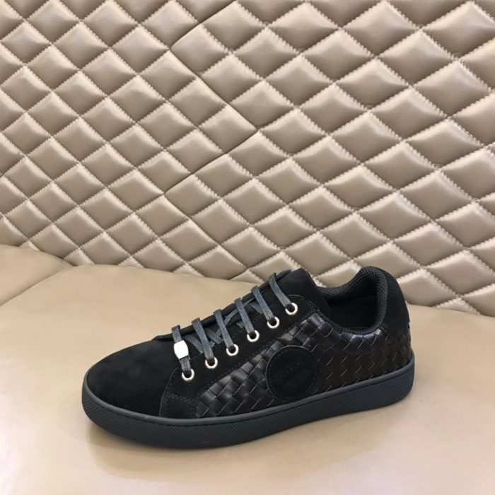 Bottega Veneta 男士运动鞋黑色 85024