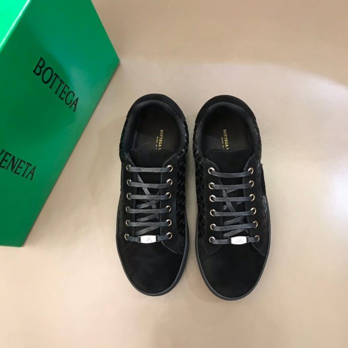 Bottega Veneta 男士运动鞋黑色 85024